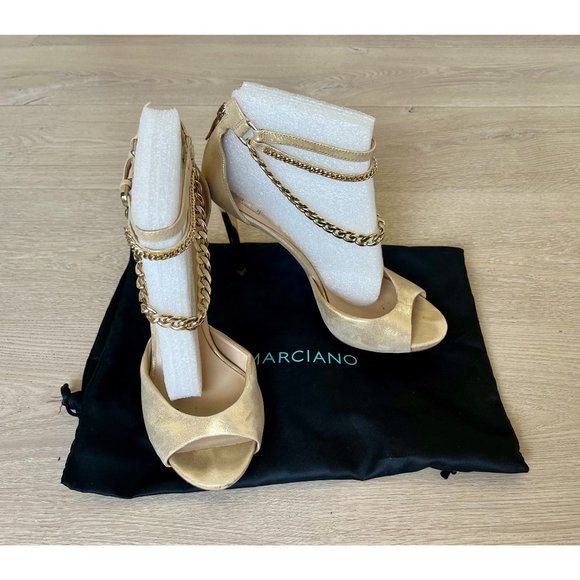 Gold High-Heels by Marciano - Picture 2 of 6